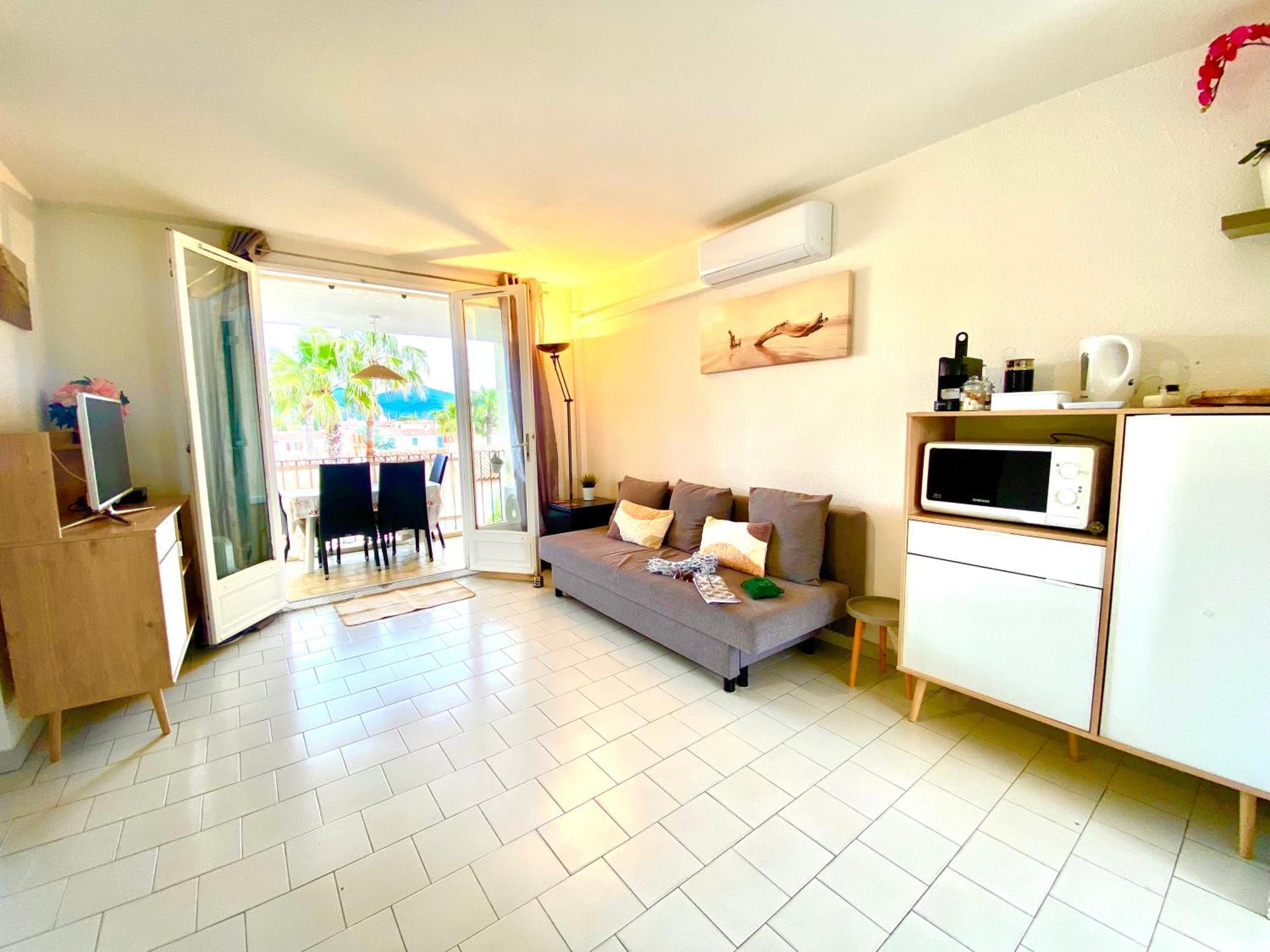 2 Bedrooms, 15 Min Walk To Beach, Ac, Pool & Fiber Internet In A Quiet, Private Gated Domain 5Kms To St Tropez Cogolin Exterior foto